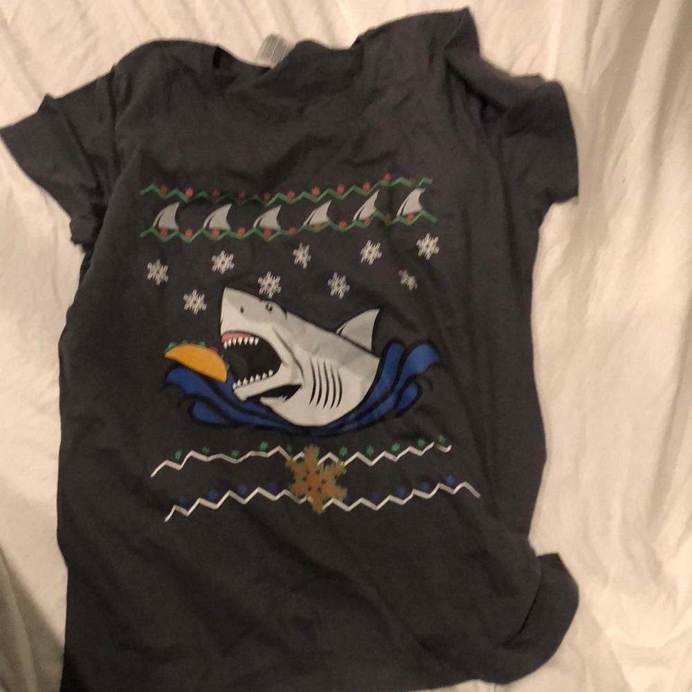 Gray top with shark and Xmas design